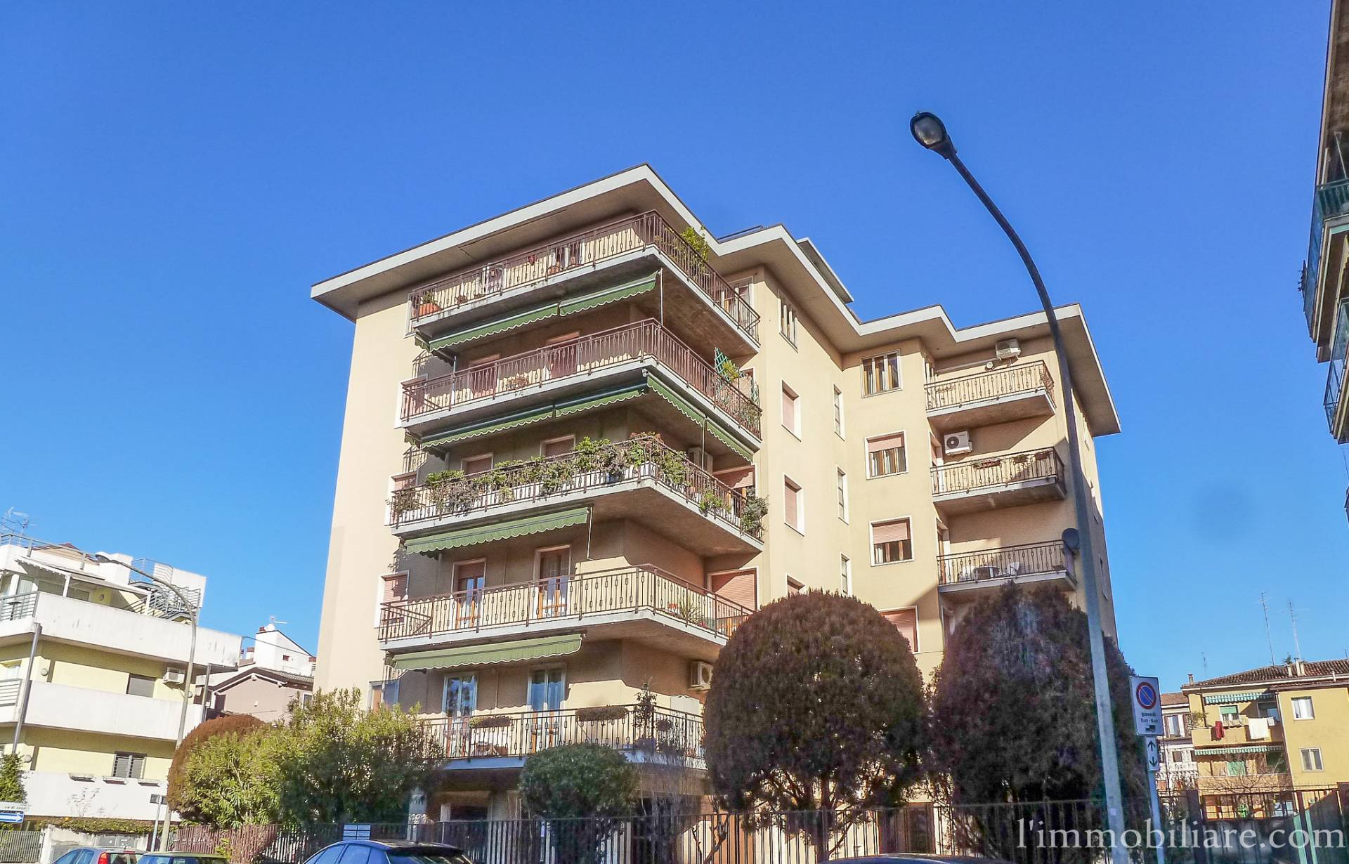 Appartamento in vendita a Verona, Ponte Crencano