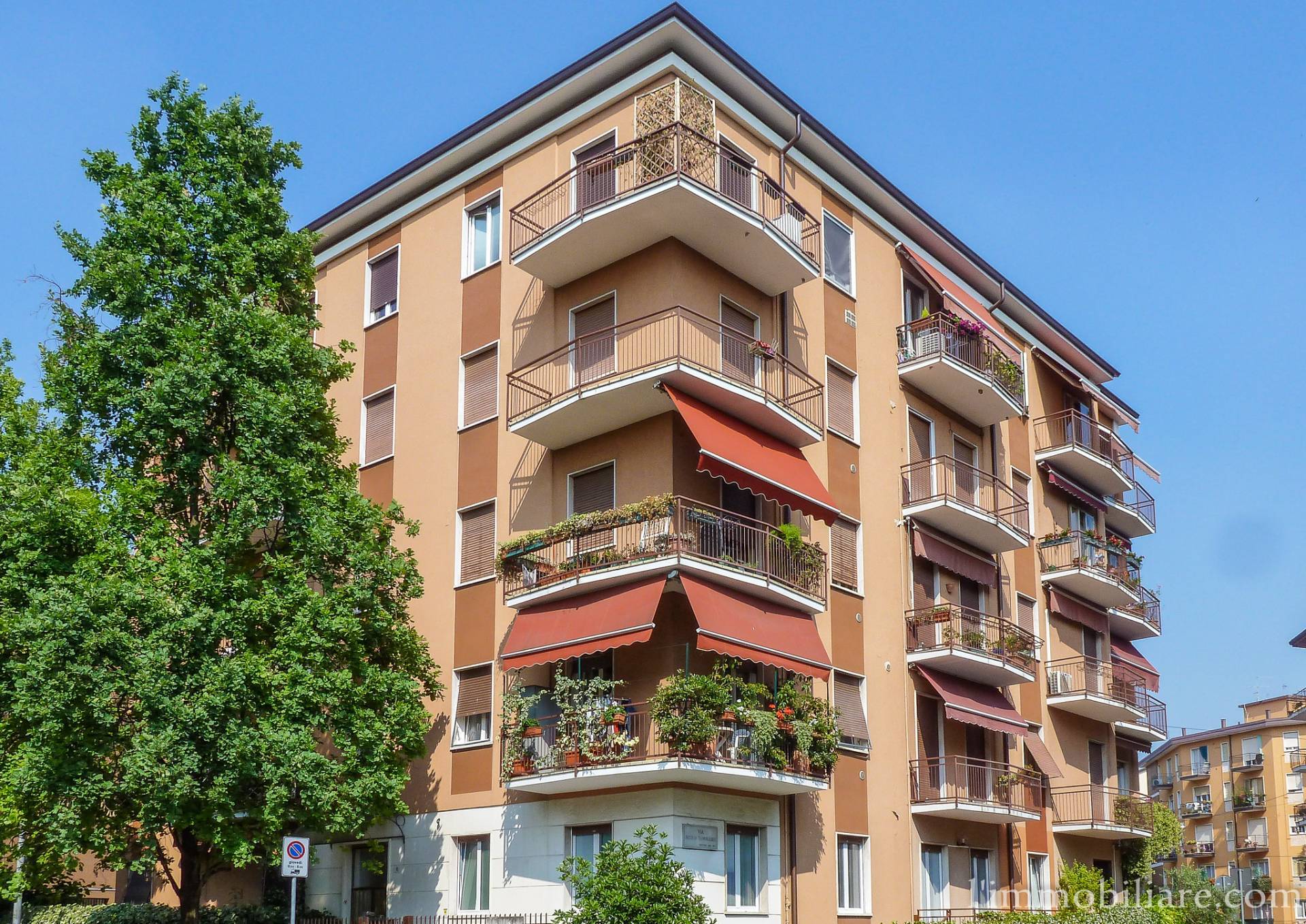 Box - Garage in vendita a Verona, Ponte Crencano