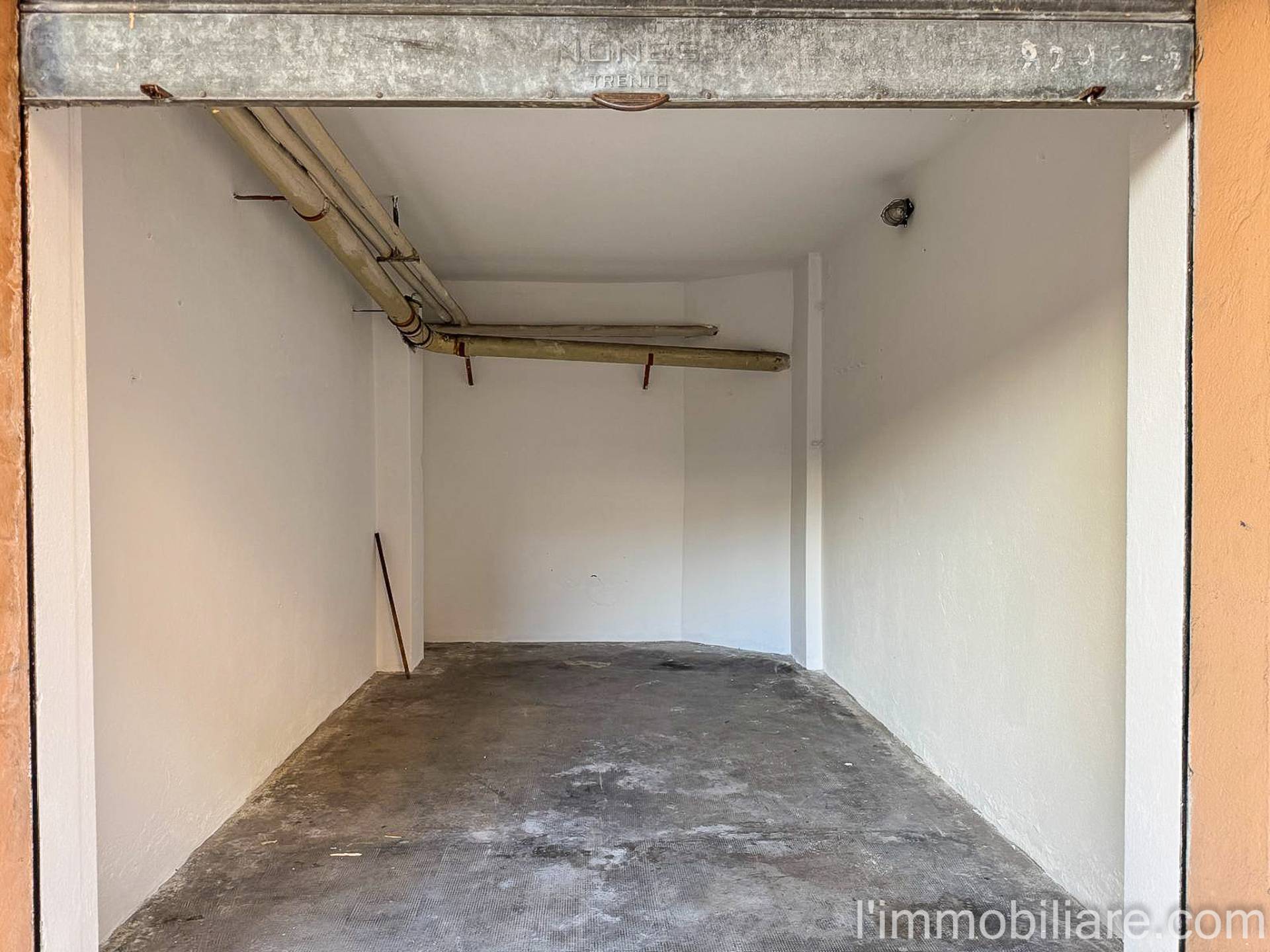 Box - Garage in vendita a Verona, Ponte Crencano