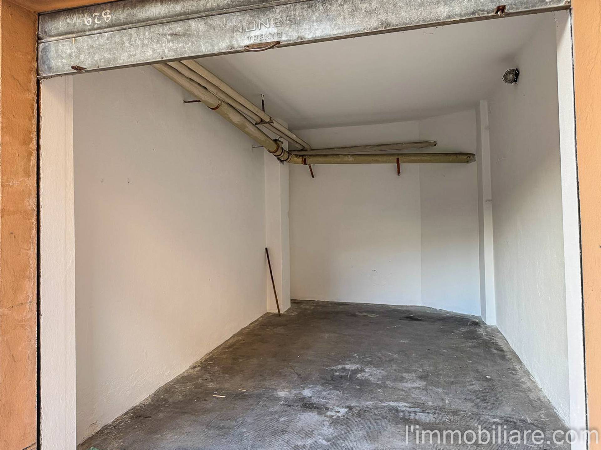 Box - Garage in vendita a Verona, Ponte Crencano
