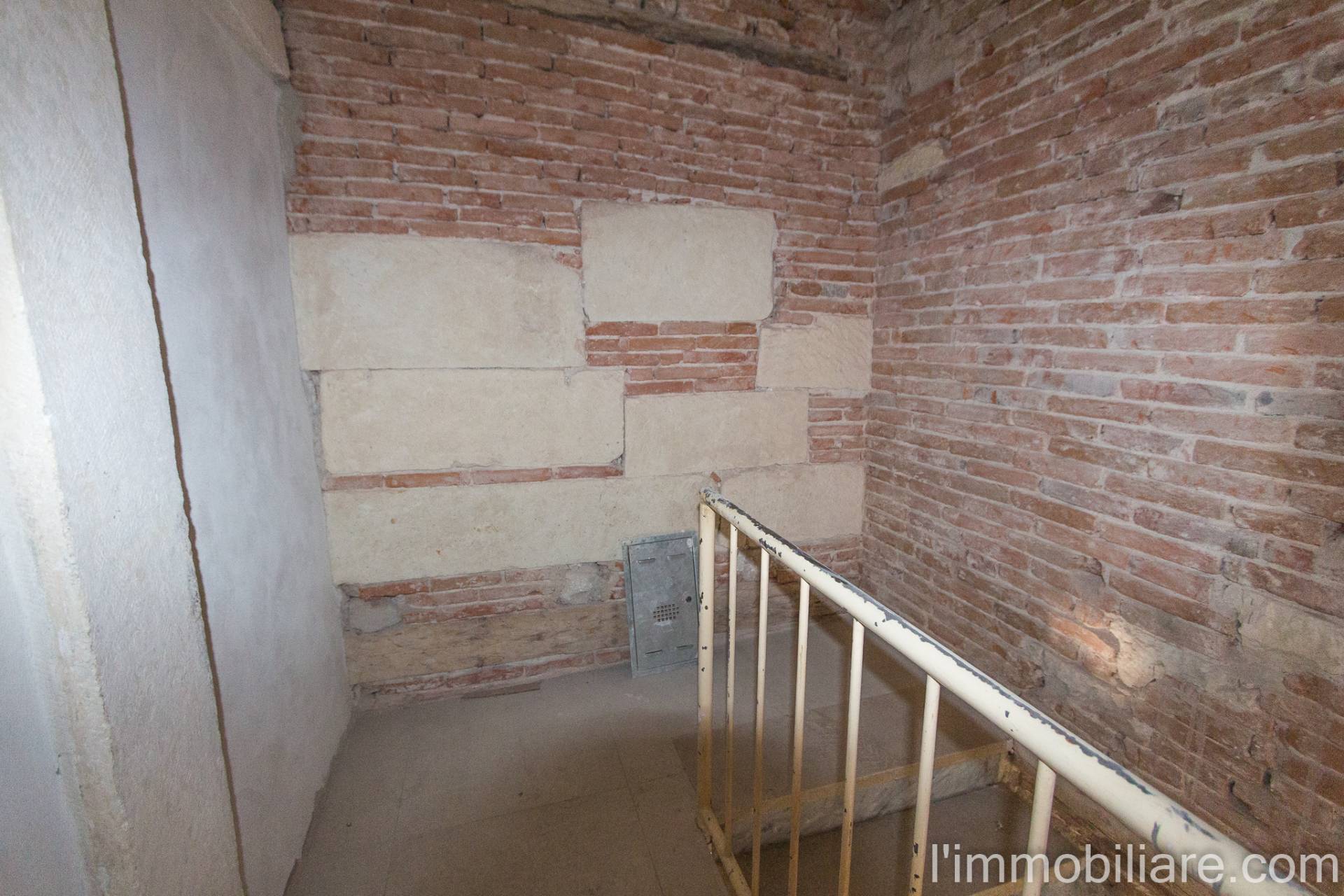 Appartamento in vendita a Verona, Parona
