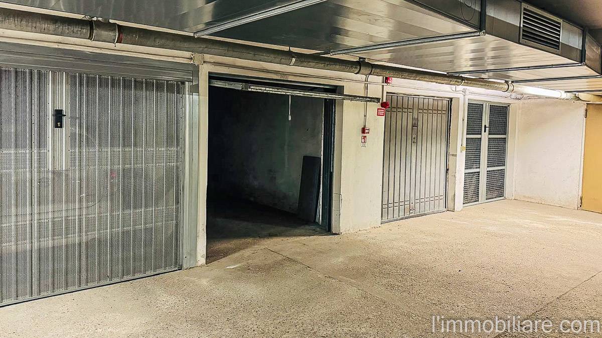 Box - Garage in vendita a Verona, Ponte Catena