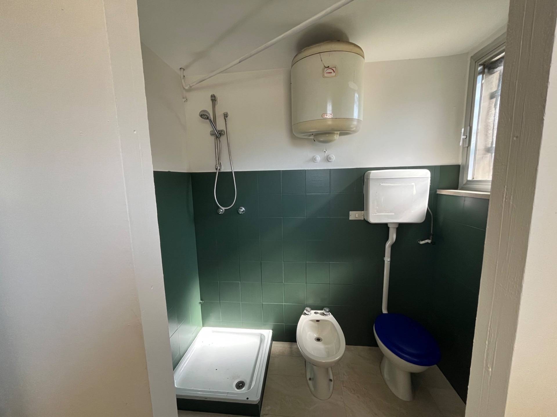 Locale commerciale in affitto a San Giovanni Teatino, Sambuceto