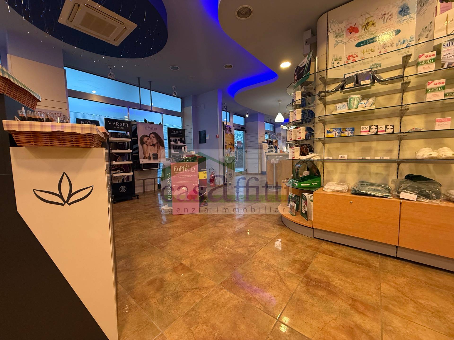 Attivit commerciale in vendita a Chieti, Chieti Scalo Zona Villaggio Mediterraneo