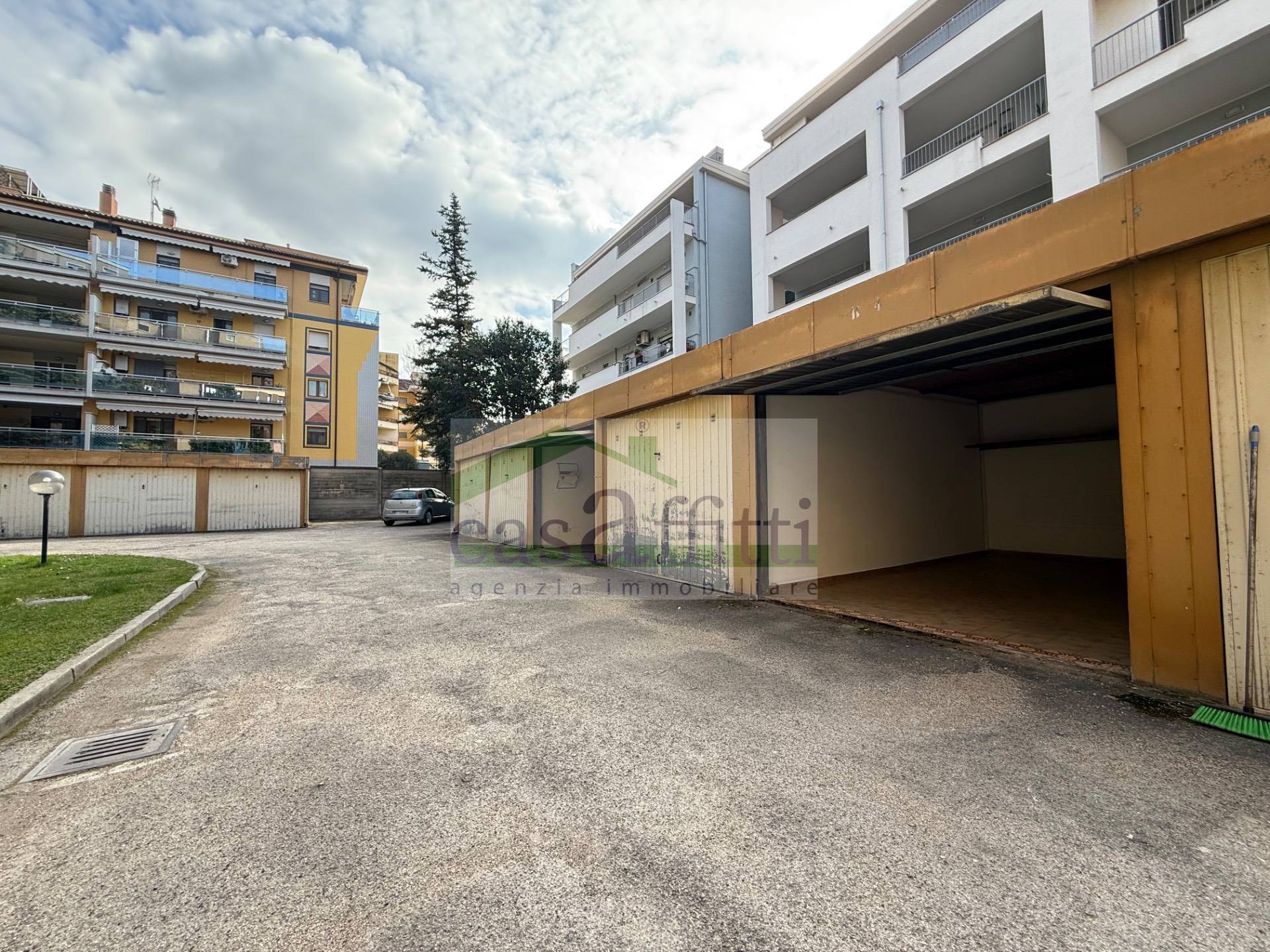 Box o garage in affitto a Chieti, Chieti Scalo Zona Centro