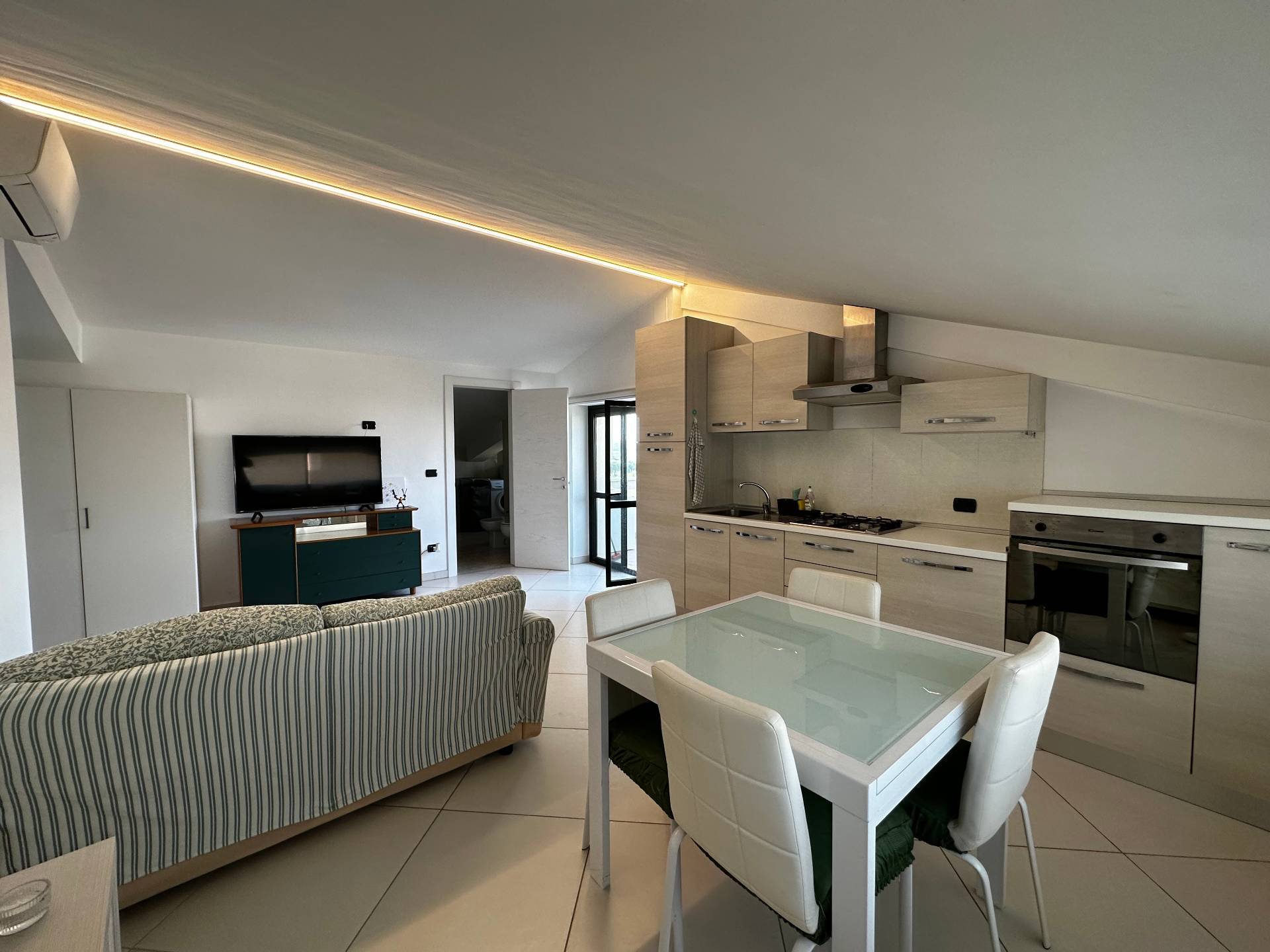 Appartamento in affitto a Chieti, Chieti Scalo Centro