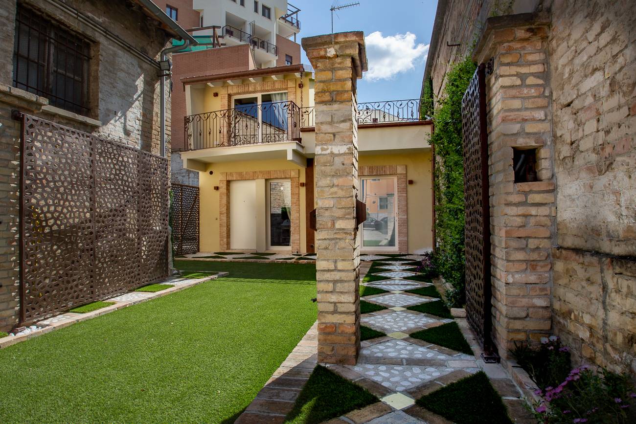 Villa Singola in affitto a Chieti, Chieti Scalo Centro