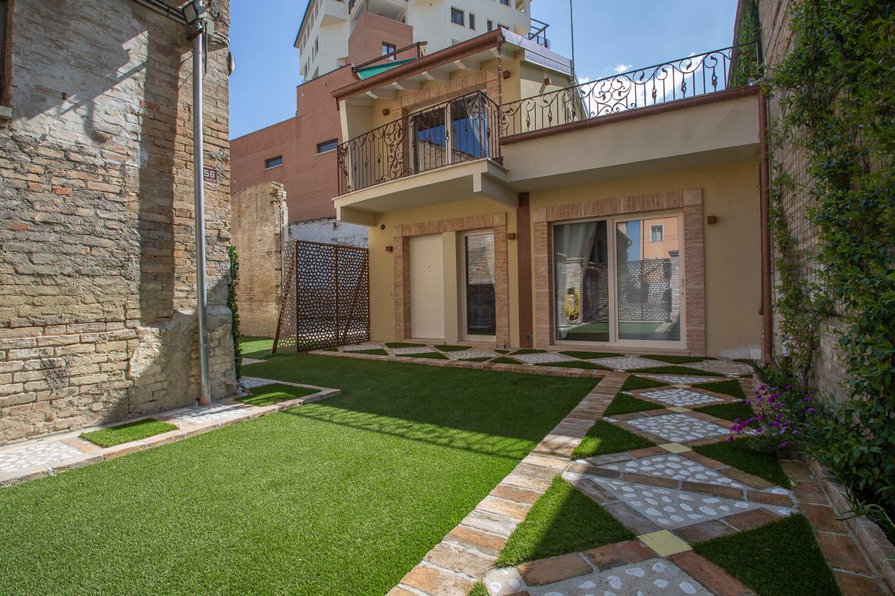 Villa Singola in affitto a Chieti, Chieti Scalo Centro