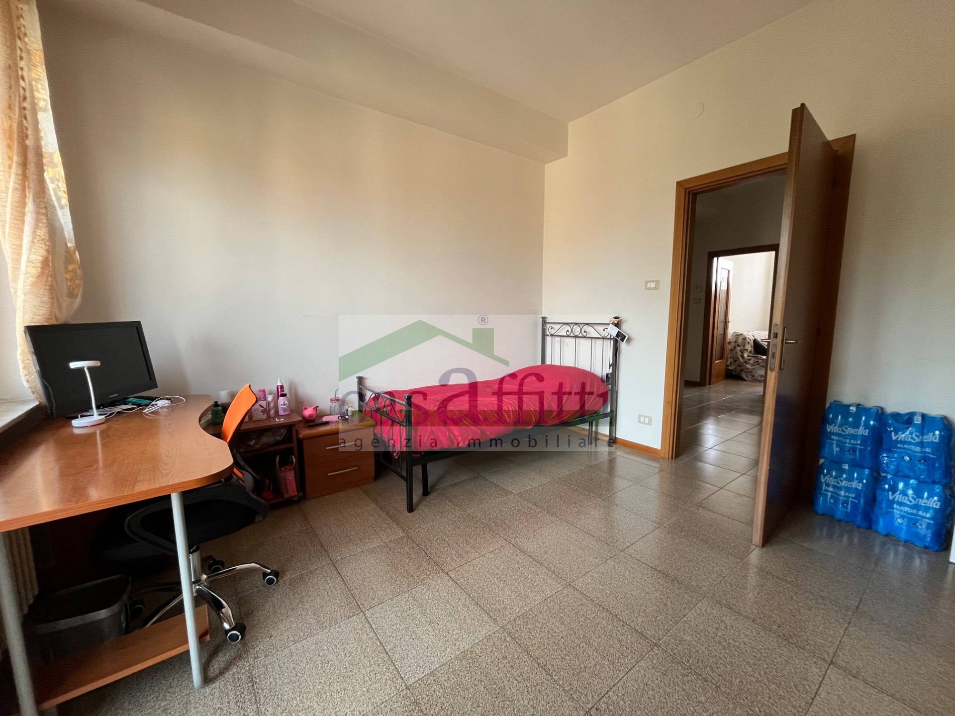 Camera Matrimoniale in affitto a Chieti, Chieti Scalo stazione
