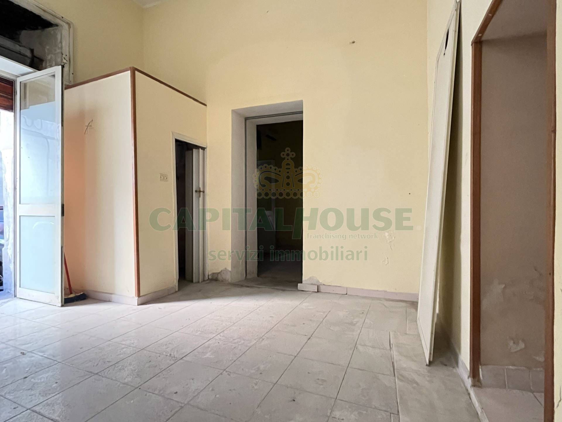 Commerciale in vendita a Capua