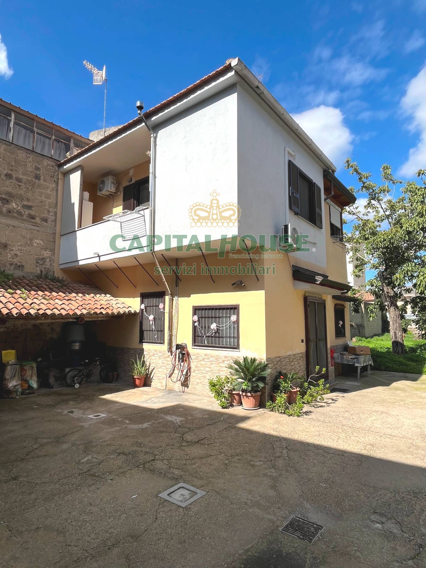 Appartamento in corte in vendita a Curti