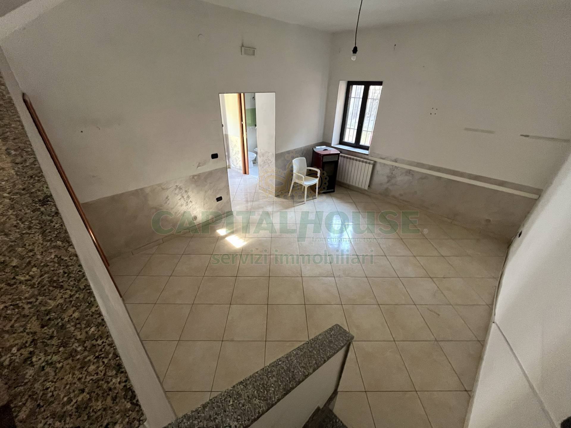 Appartamento in corte in vendita a Curti