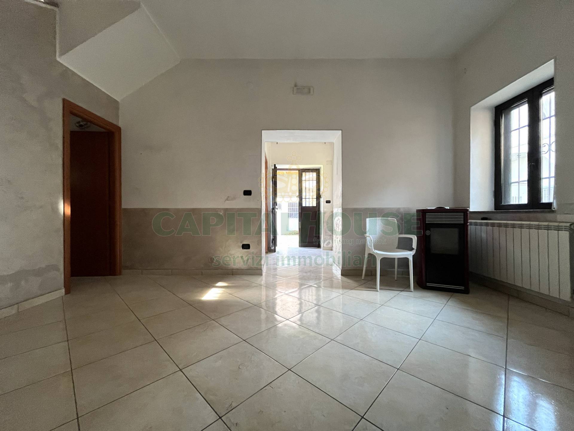 Appartamento in corte in vendita a Curti