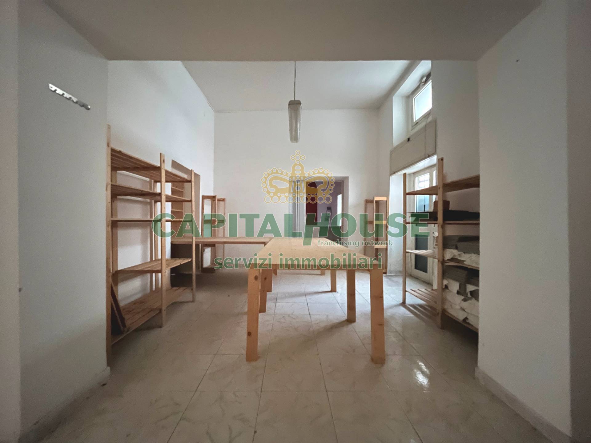 Attivit commerciale in vendita a Santa Maria Capua Vetere, Zona Corso