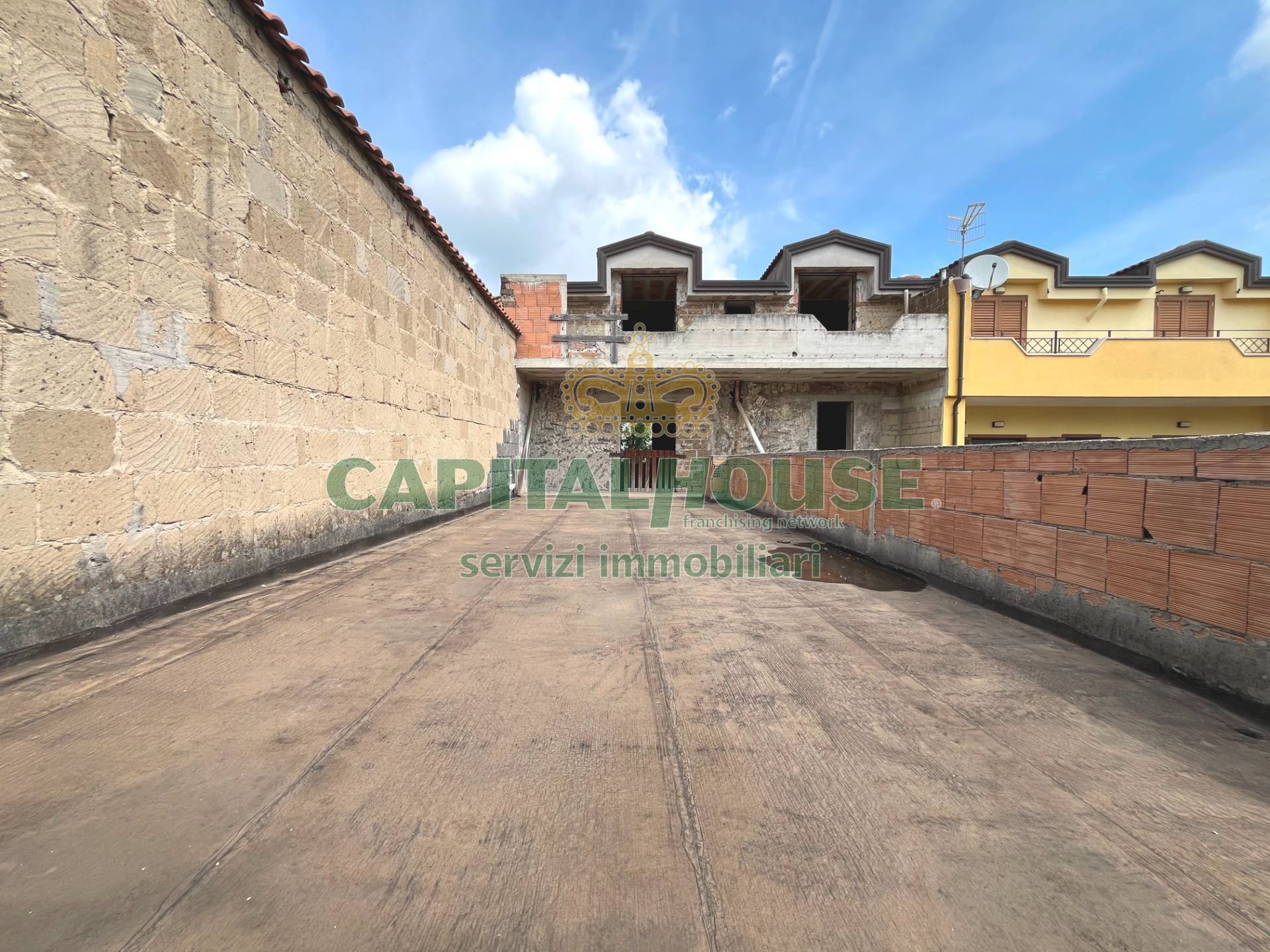 S.Indipendente in vendita a Santa Maria Capua Vetere