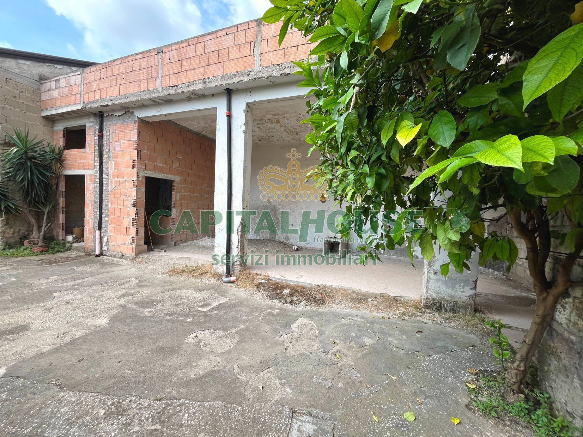 S.Indipendente in vendita a Santa Maria Capua Vetere