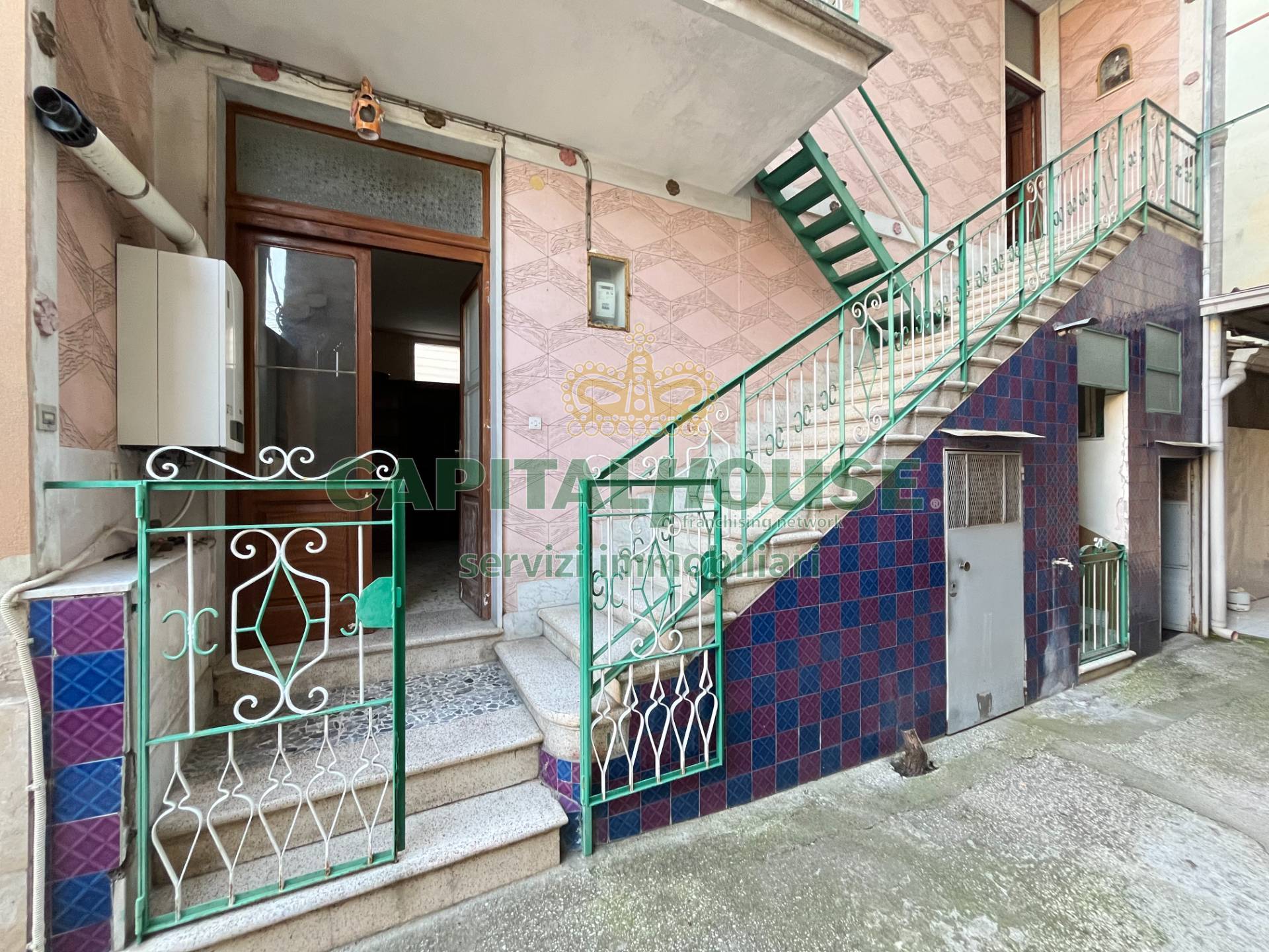 Terratetto in vendita a Santa Maria Capua Vetere, Zona Anfiteatro