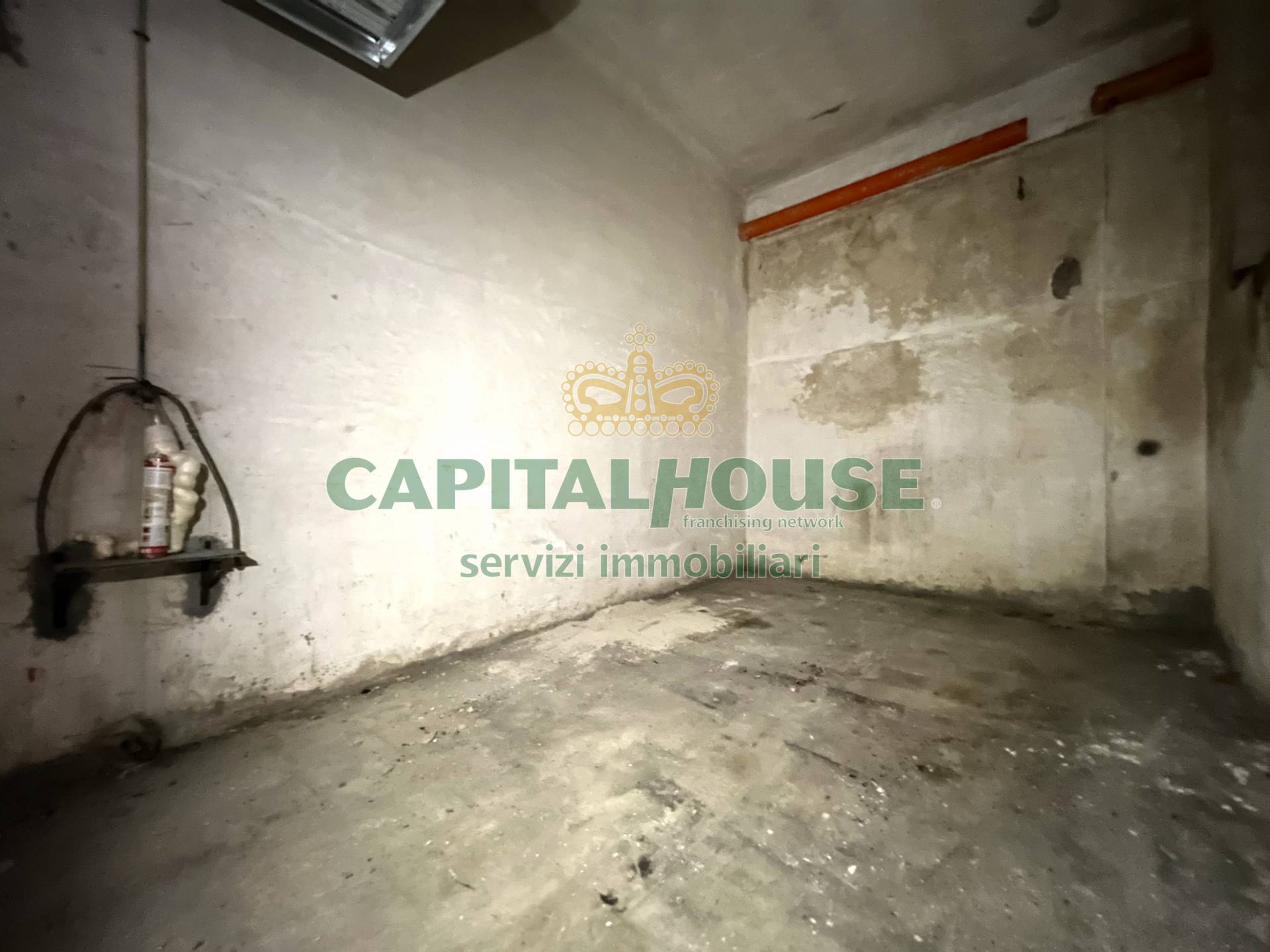 Box o garage in vendita a Santa Maria Capua Vetere, Zona Centro Storico