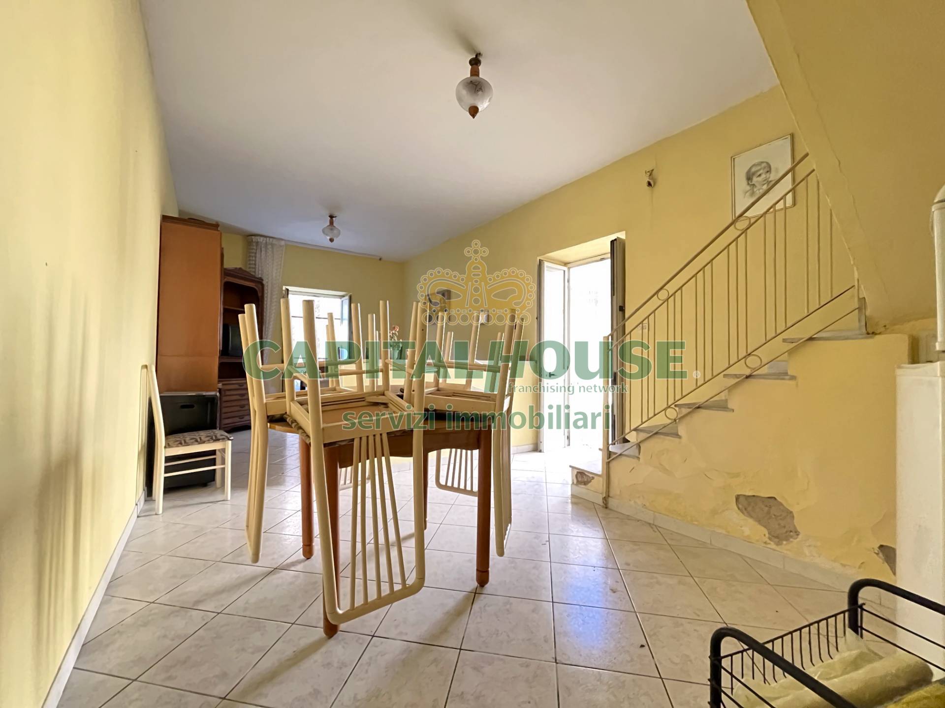 Appartamento in corte in vendita a Curti