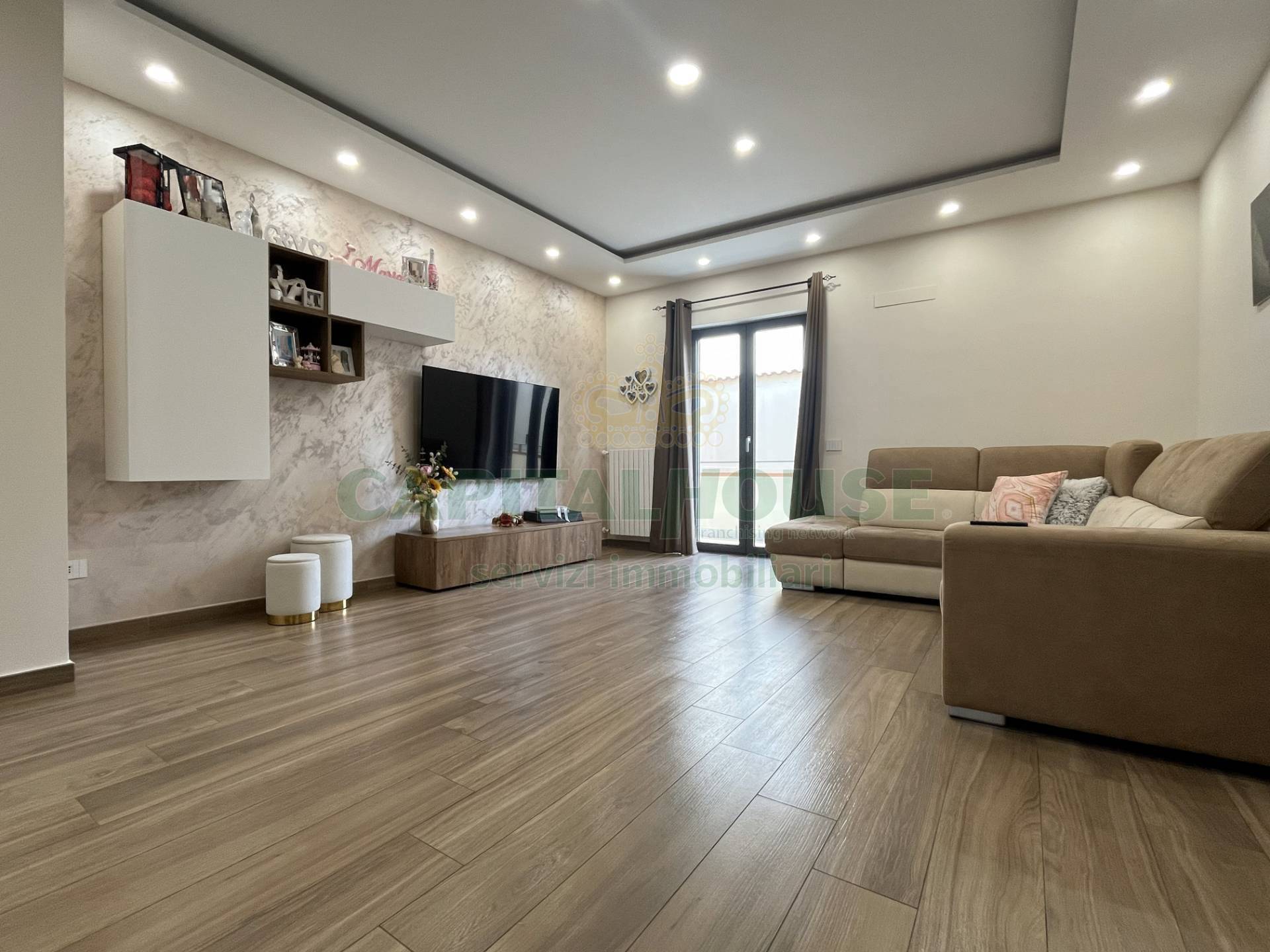 Appartamento in vendita a Santa Maria Capua Vetere, Zona Anfiteatro