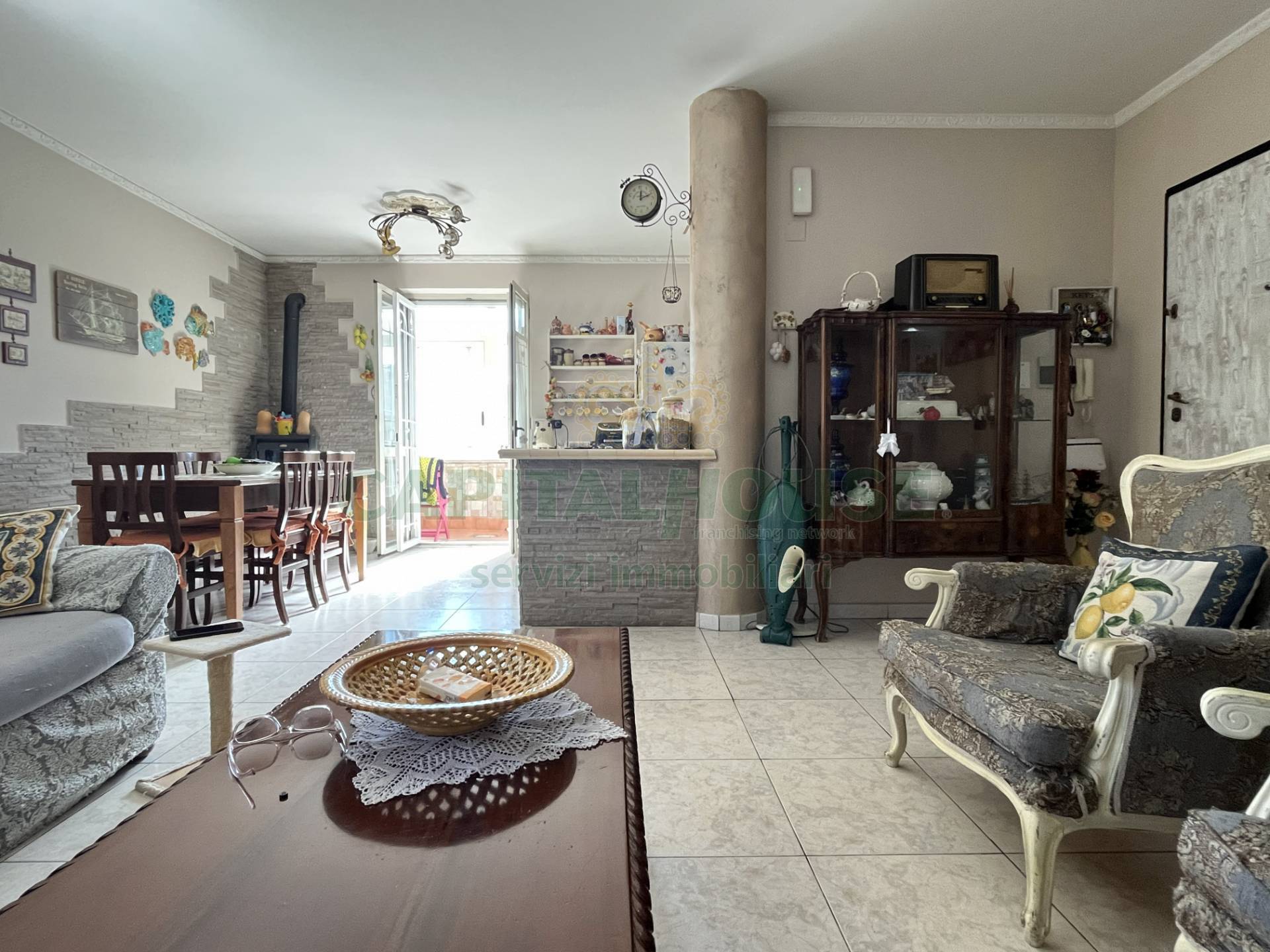 Appartamento in vendita a Santa Maria Capua Vetere, Zona Sant'Erasmo