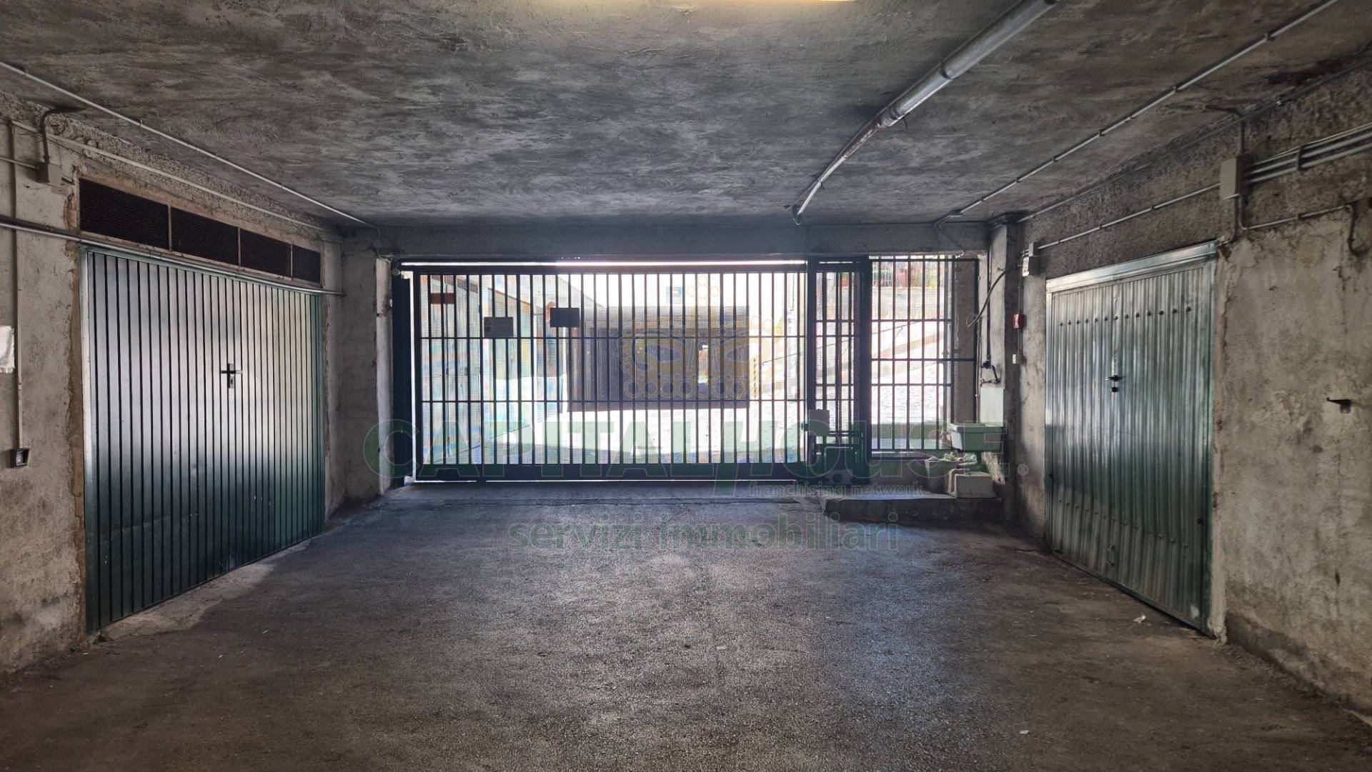 Box o garage in vendita a Casagiove