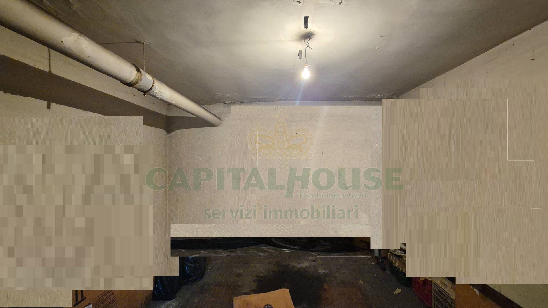 Box o garage in vendita a Casagiove