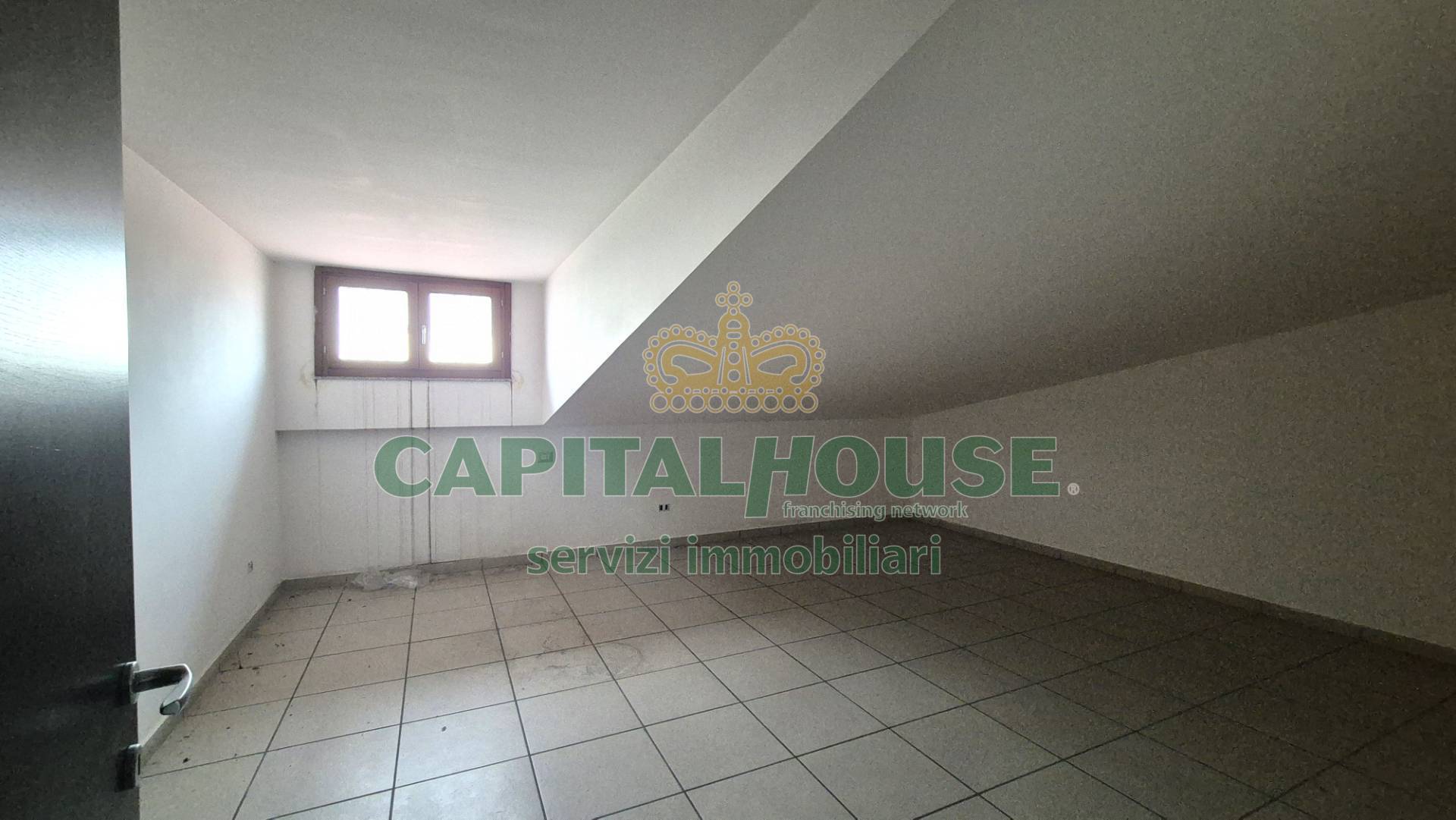 Sottotetto in vendita a Portico di Caserta