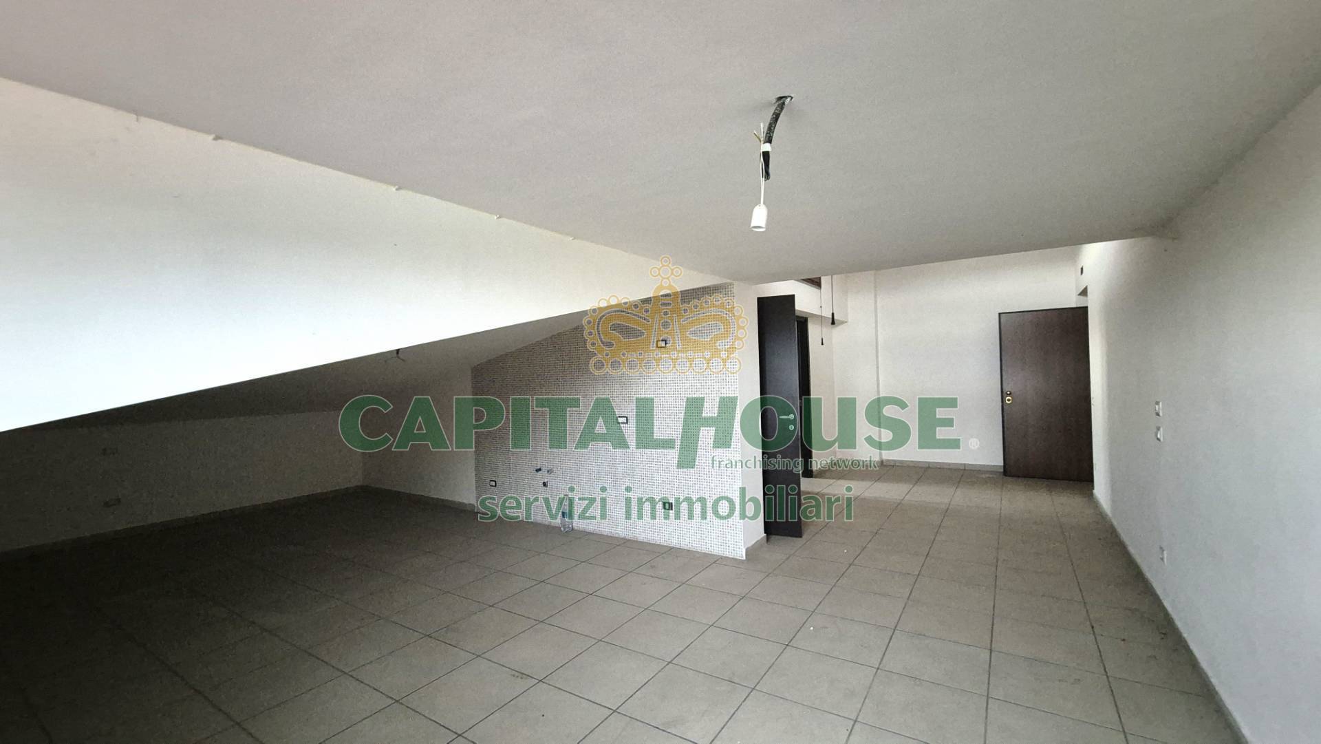 Sottotetto in vendita a Portico di Caserta