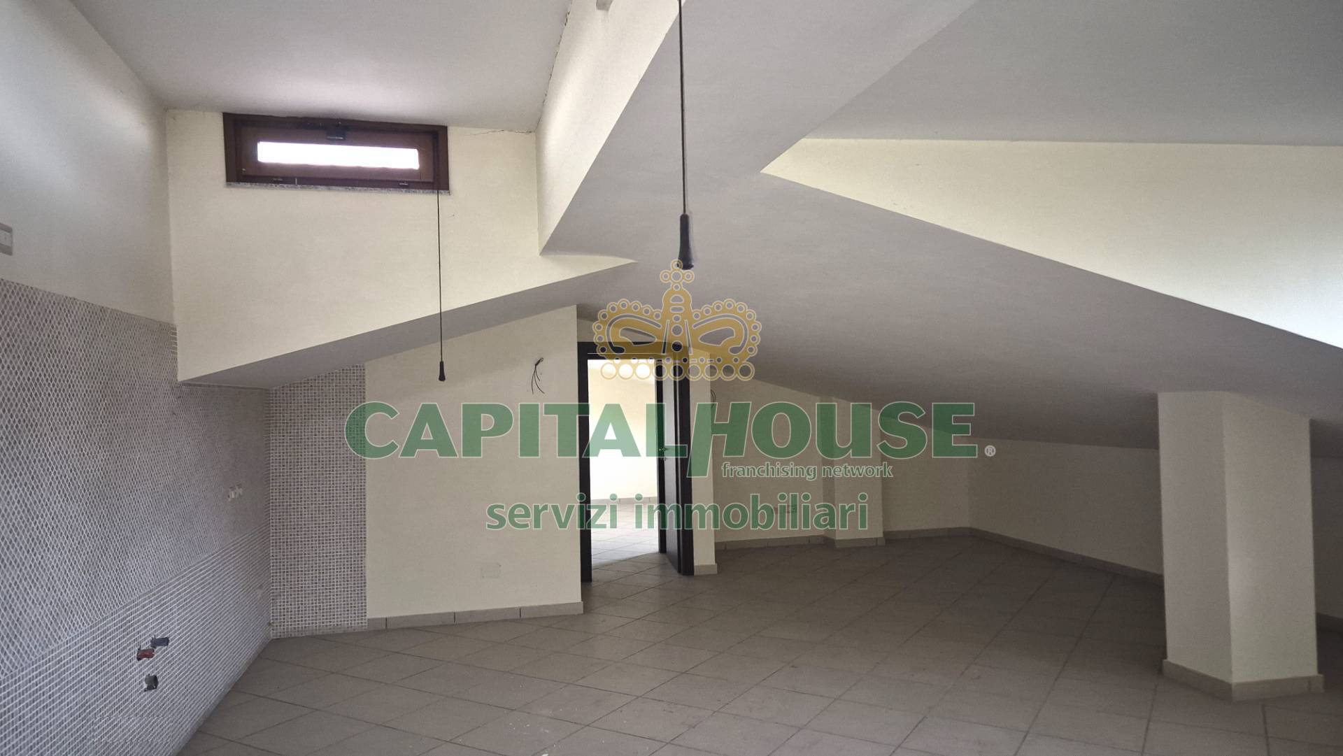 Sottotetto in vendita a Portico di Caserta