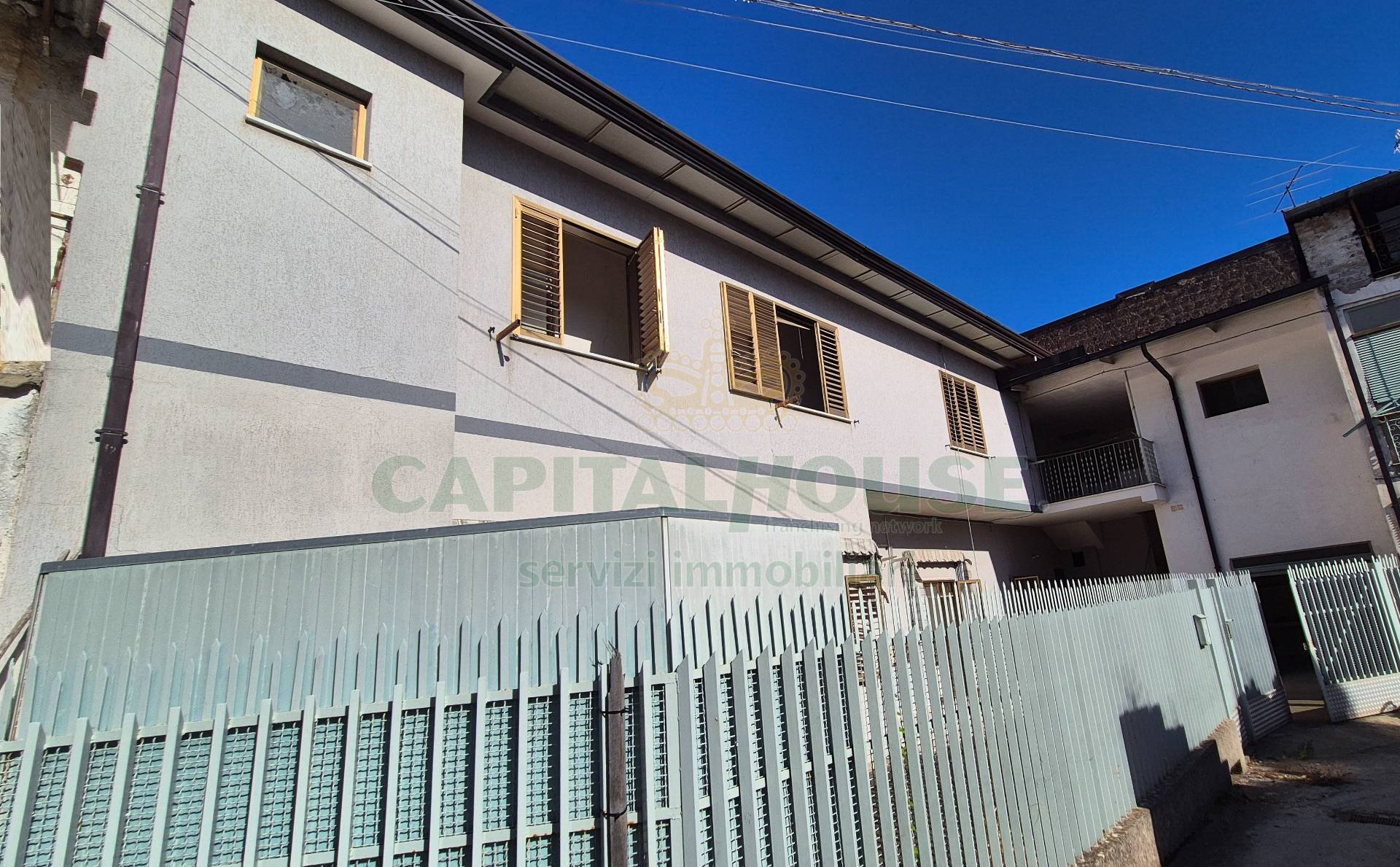 Indipendente in vendita a Macerata Campania