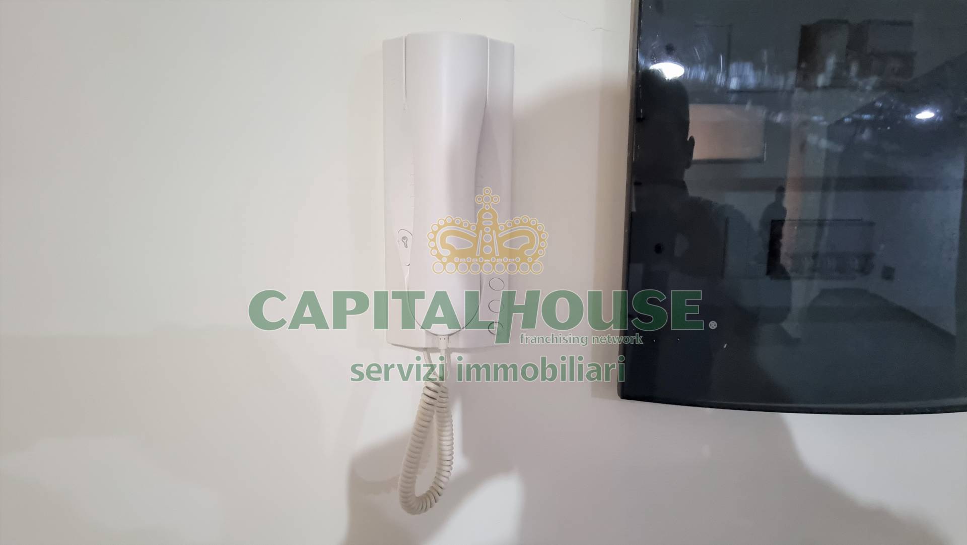 Ufficio in vendita a Portico di Caserta