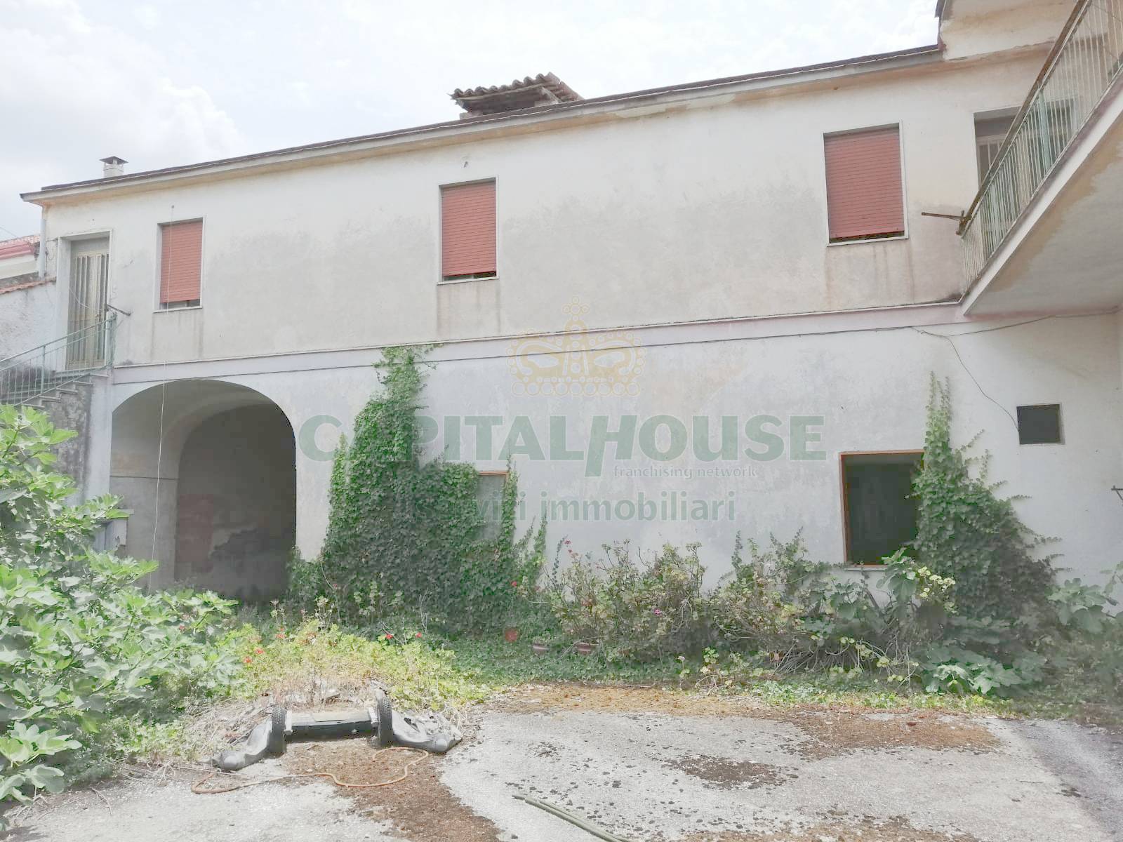 Indipendente in vendita a Macerata Campania