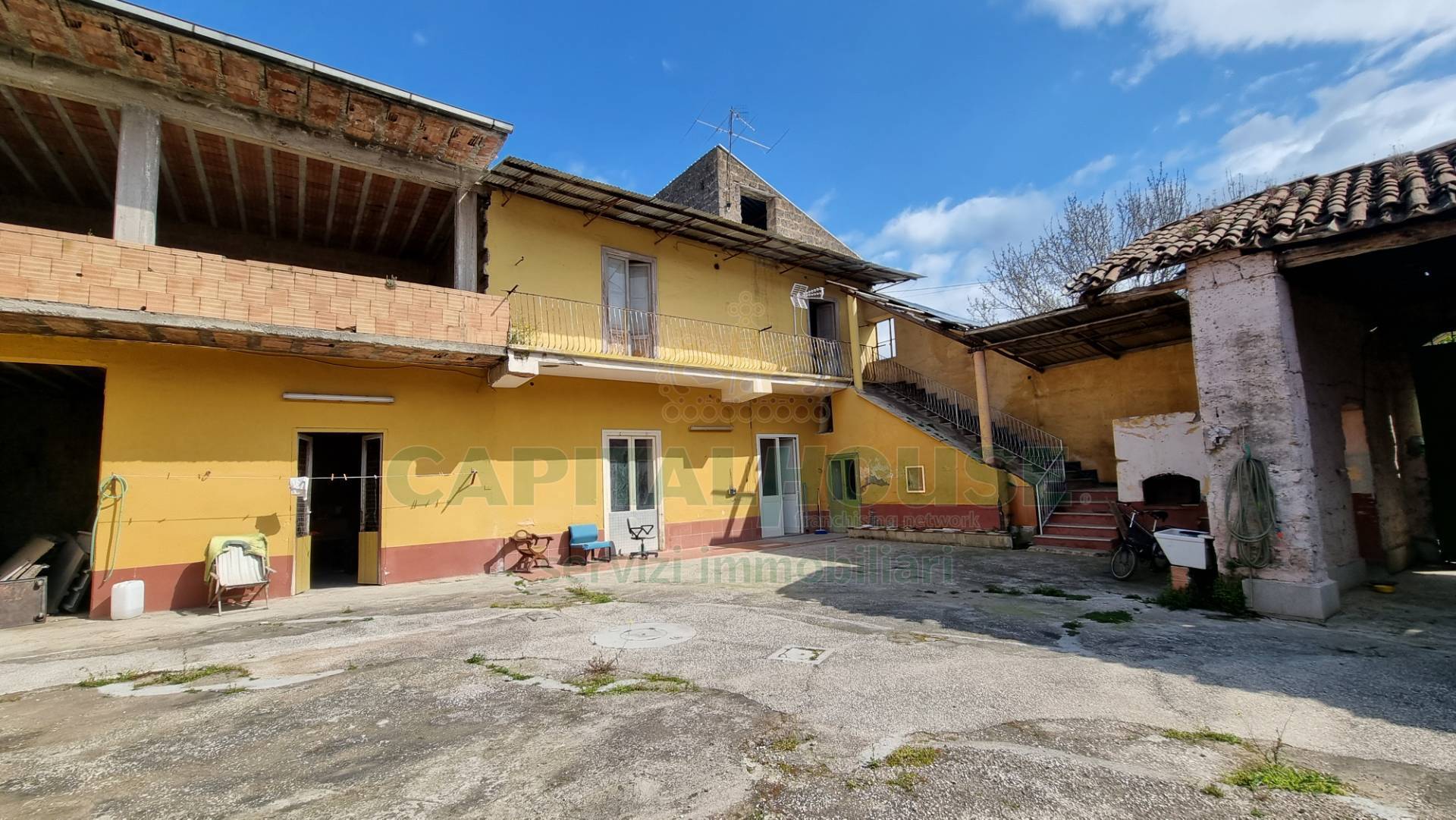 Indipendente in vendita a Macerata Campania