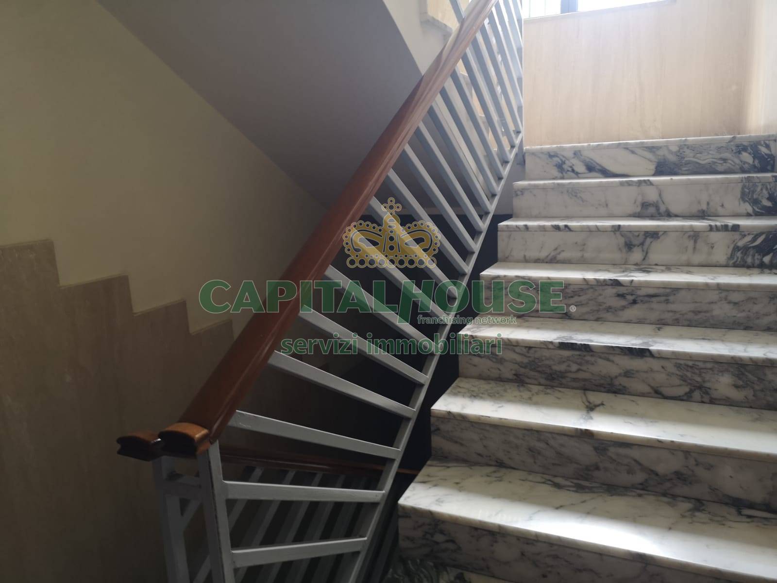 Commerciale in affitto a San Nicola la Strada