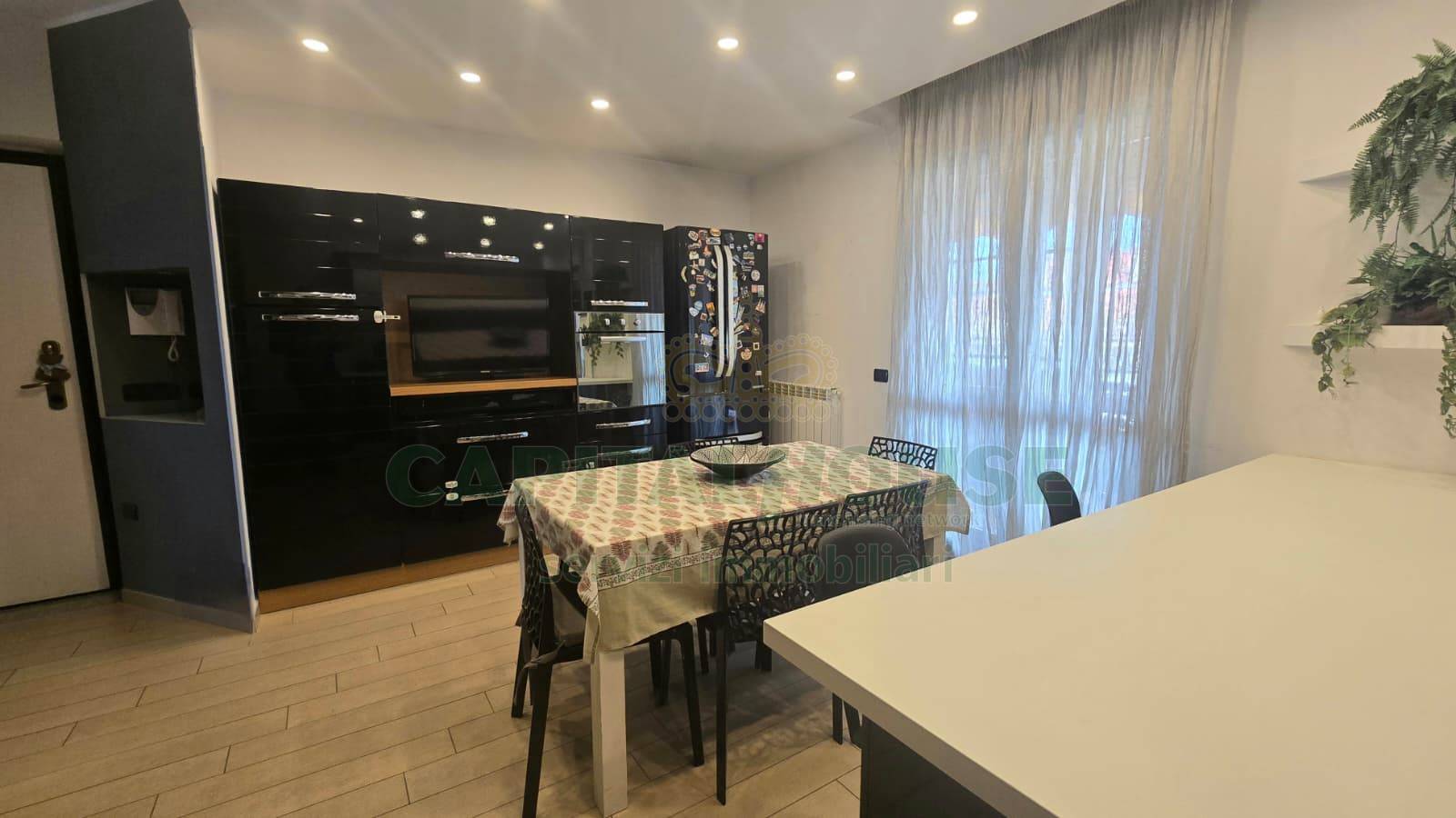 Appartamento in affitto a San Nicola la Strada, L.Da Vinci