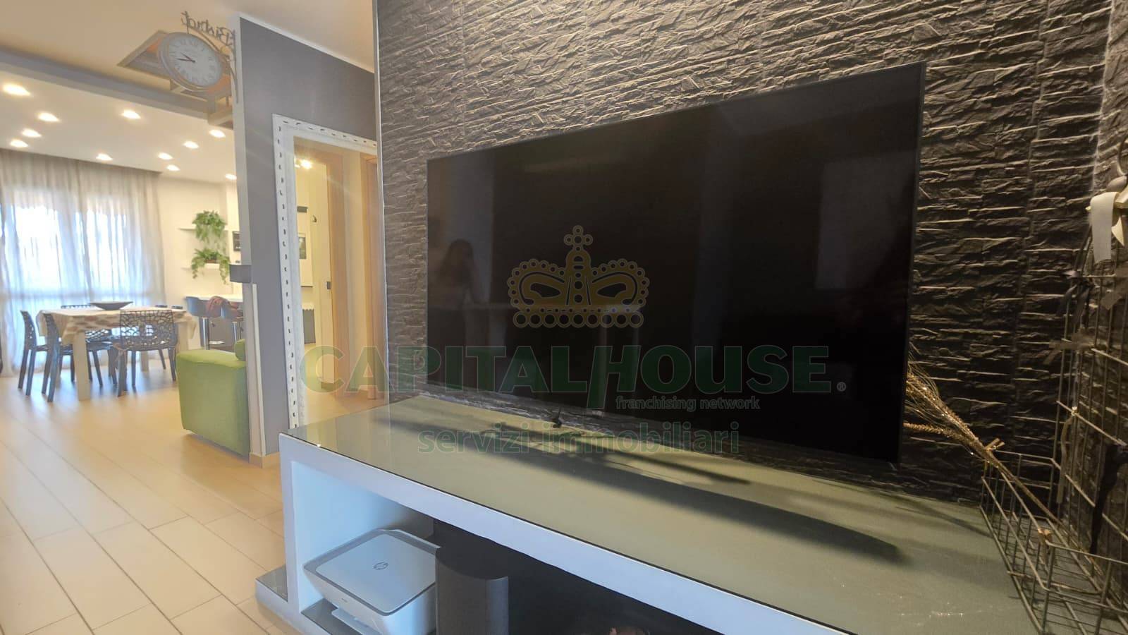 Appartamento in affitto a San Nicola la Strada, L.Da Vinci