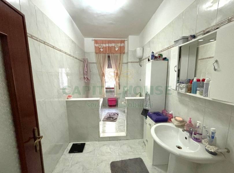 Appartamento in vendita a San Nicola la Strada, L.Da Vinci