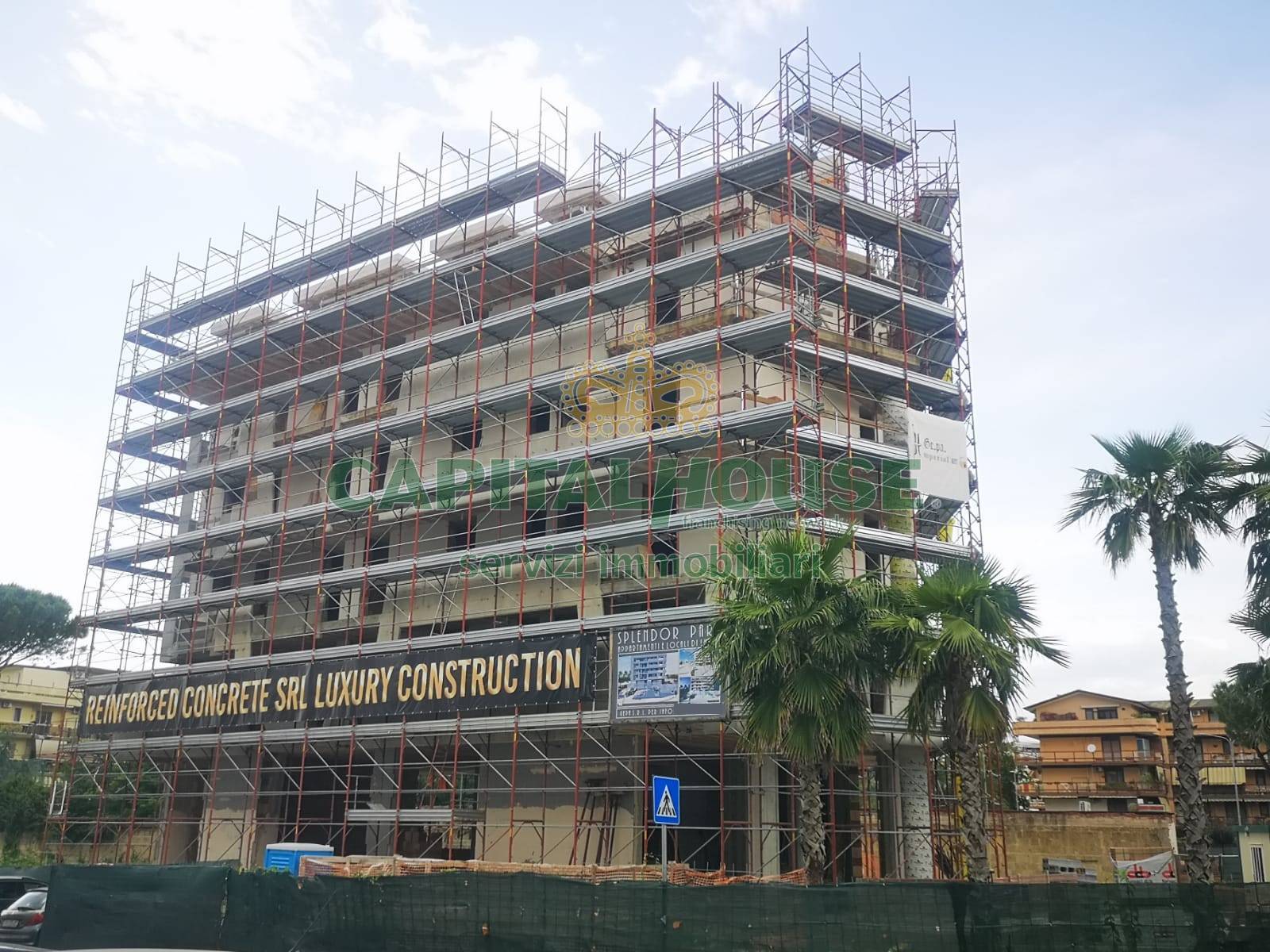 Commerciale in vendita a San Nicola la Strada, Ex S.Gobain