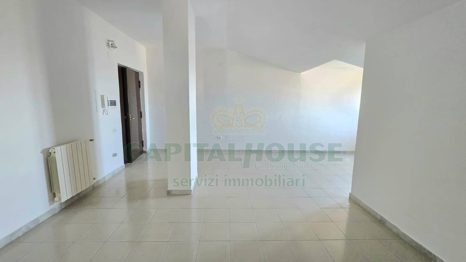 Mansarda in vendita a San Nicola la Strada, L.Da Vinci