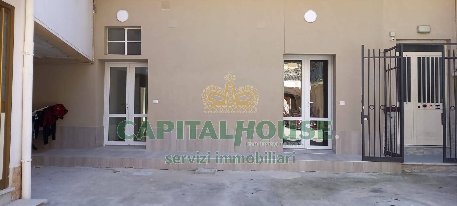 Appartamento in corte in affitto a Santa Maria Capua Vetere, Zona Centro Storico