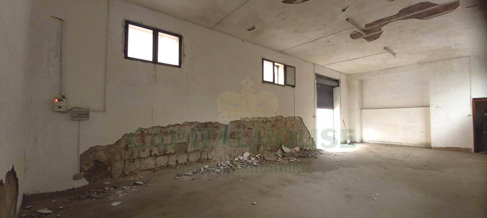Laboratorio in affitto a Santa Maria Capua Vetere, Zona nuova