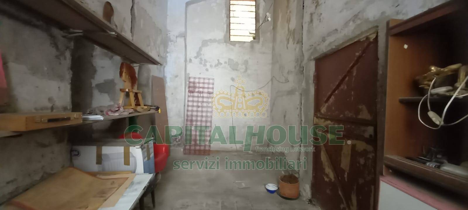 Box o garage in affitto a Capua