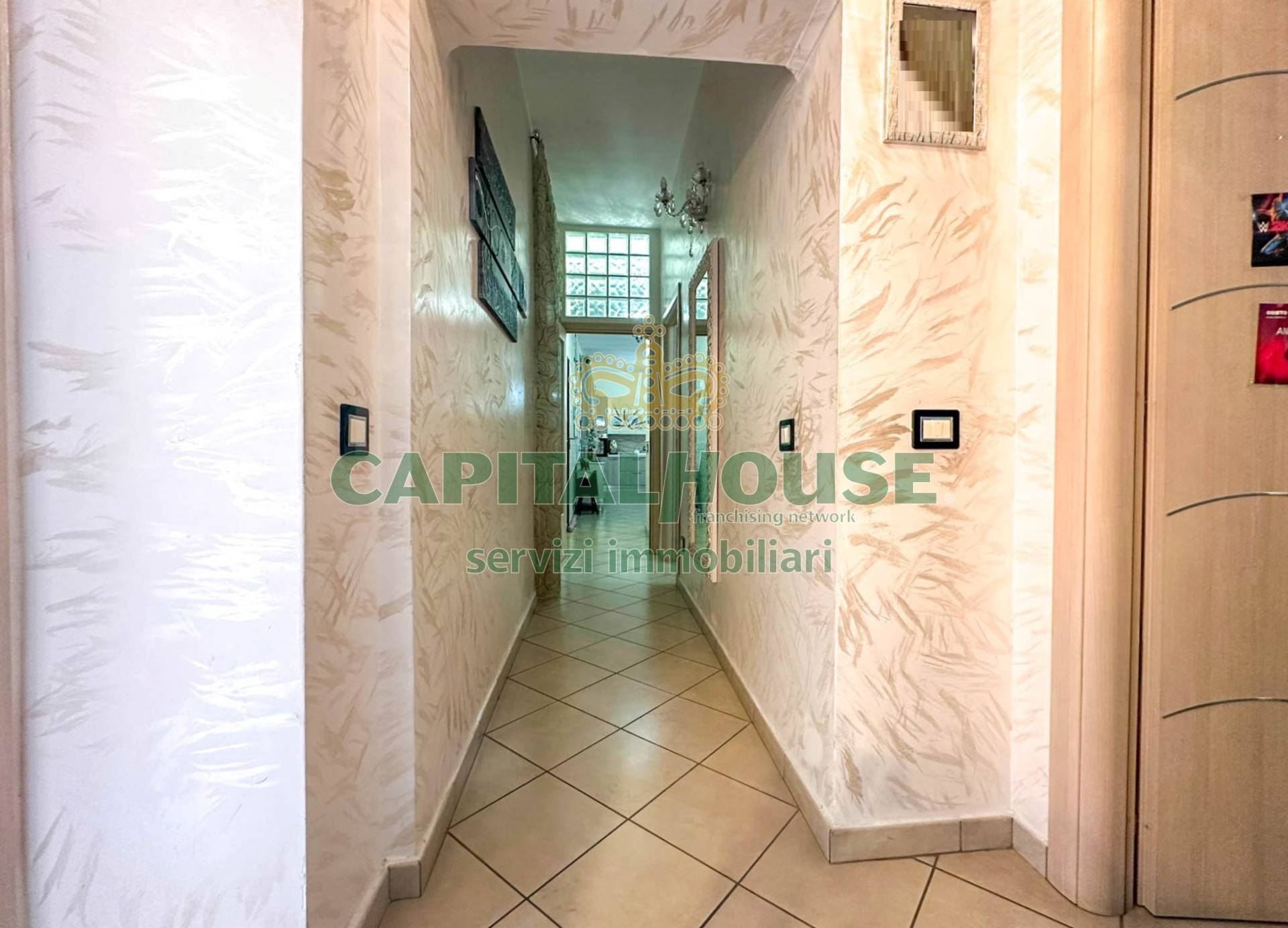 Appartamento in corte in vendita a San Prisco, Zona Centrale