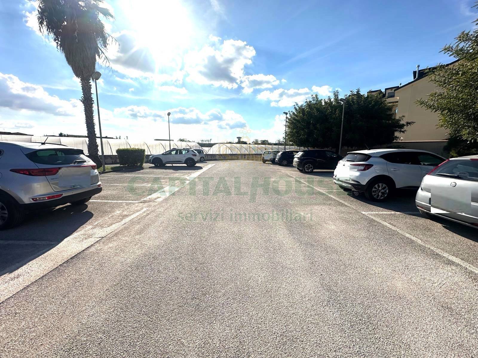 Box o garage in affitto a Capua