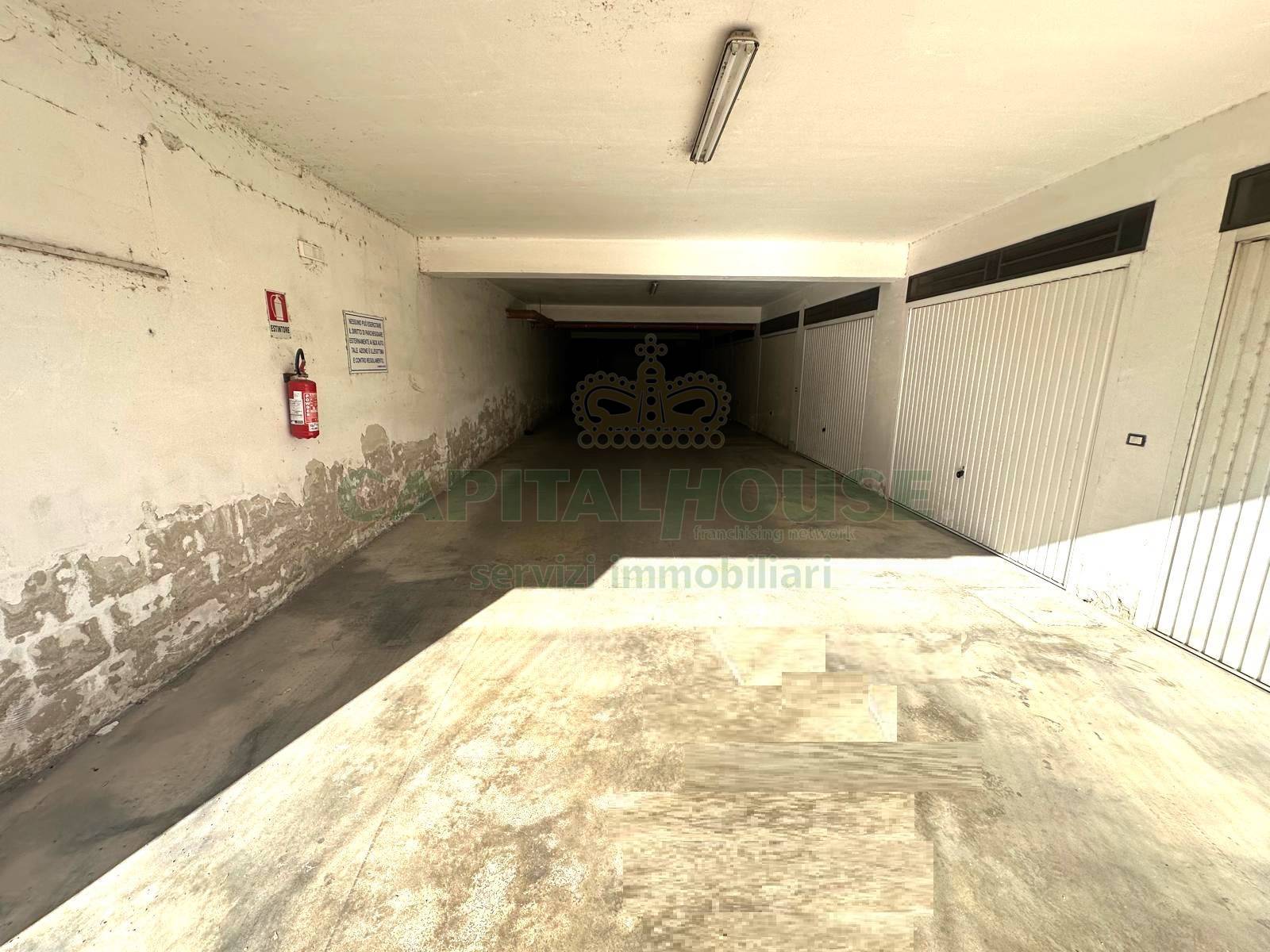Box o garage in affitto a Capua