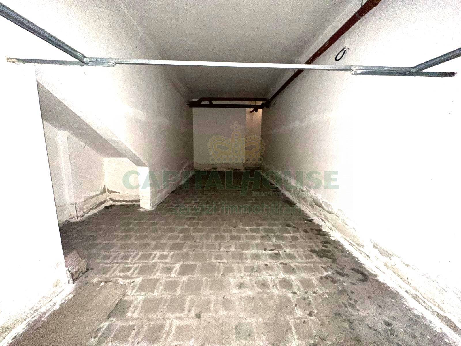 Box o garage in affitto a Capua