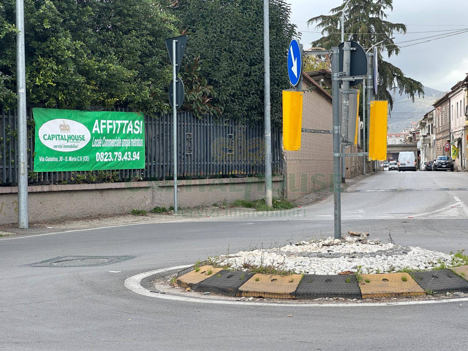 Commerciale in affitto a Santa Maria Capua Vetere, Zona confini di S. Tammaro