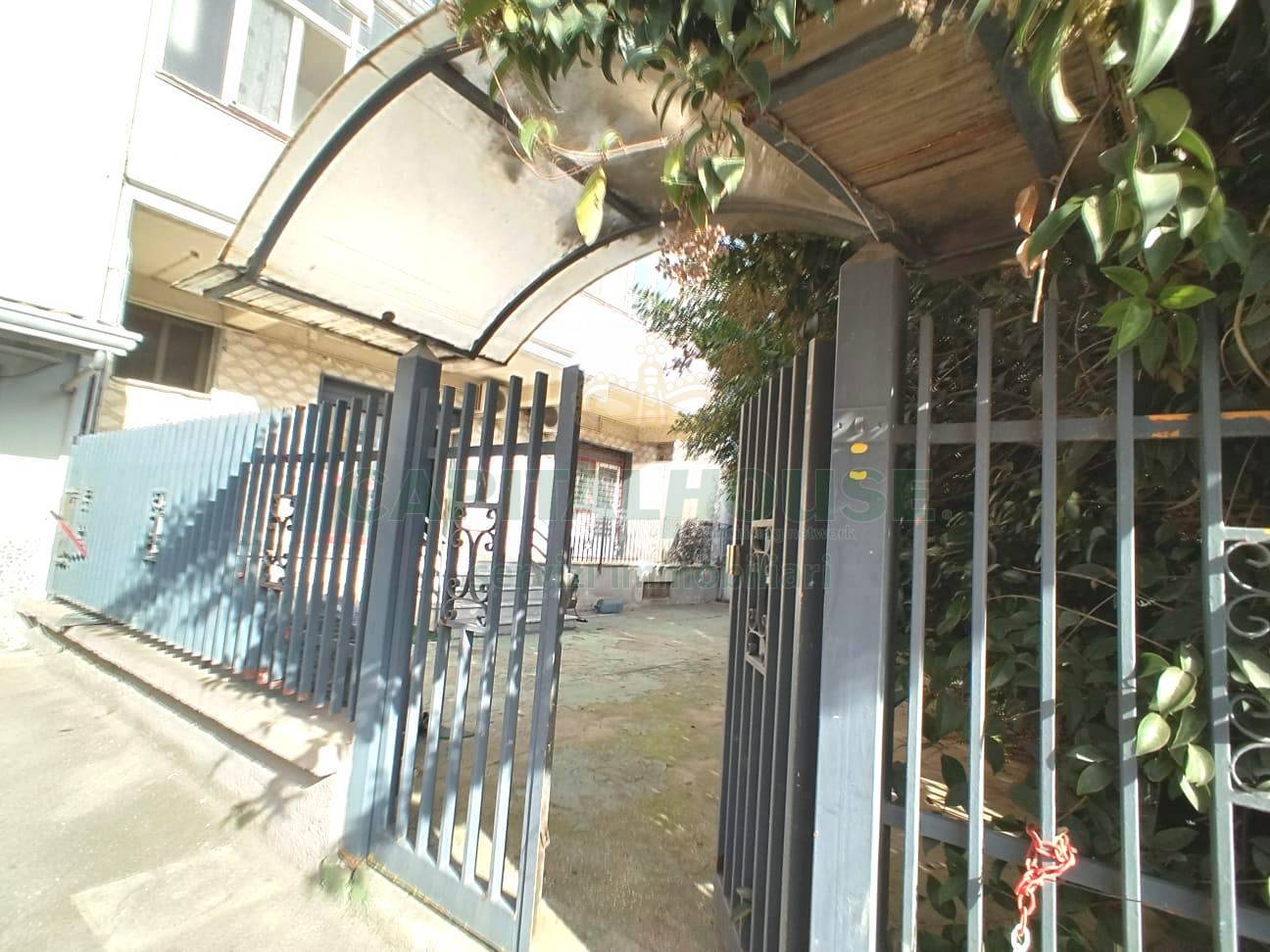 Commerciale in affitto a Santa Maria Capua Vetere, Zona confini di S. Tammaro