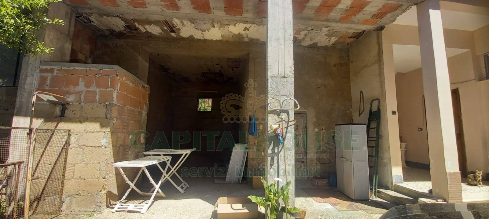 Deposito in affitto a Santa Maria Capua Vetere, Zona nuova